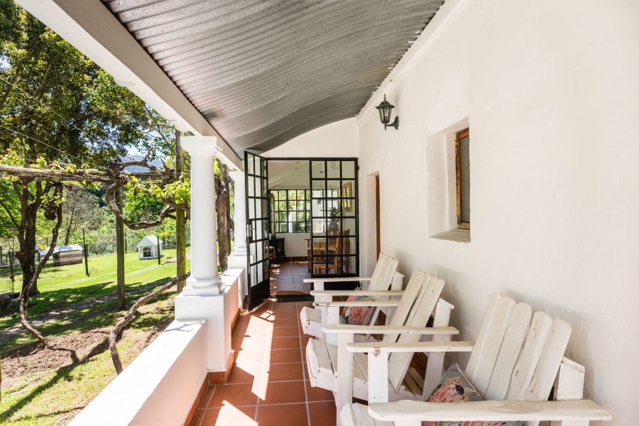 6 Bedroom Property for Sale in Caledon Western Cape